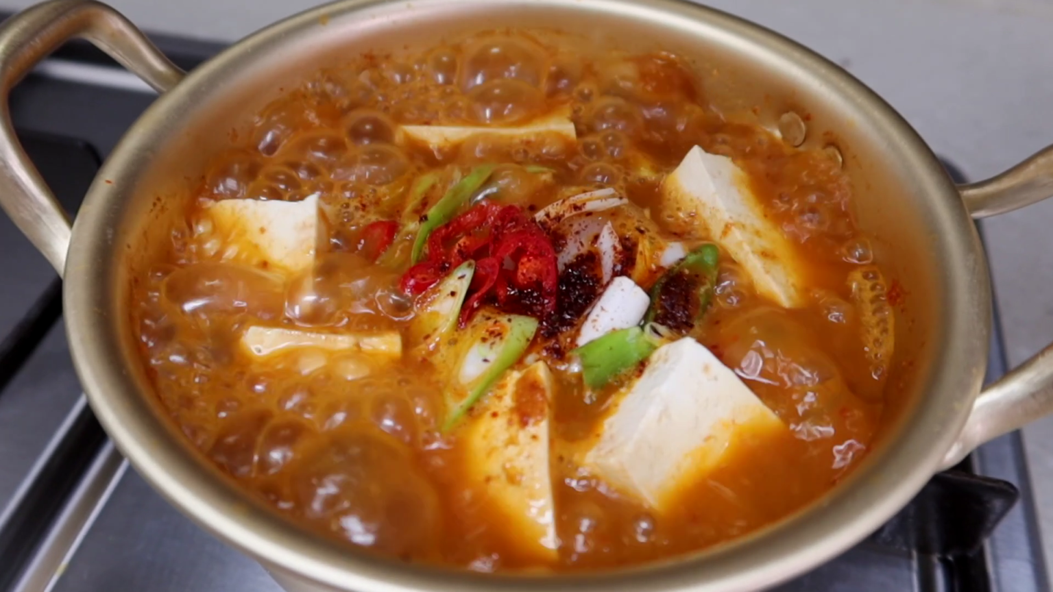 Perfect Kimchi Stew (Kimchi Jjigae) Recipe Aaron and Claire