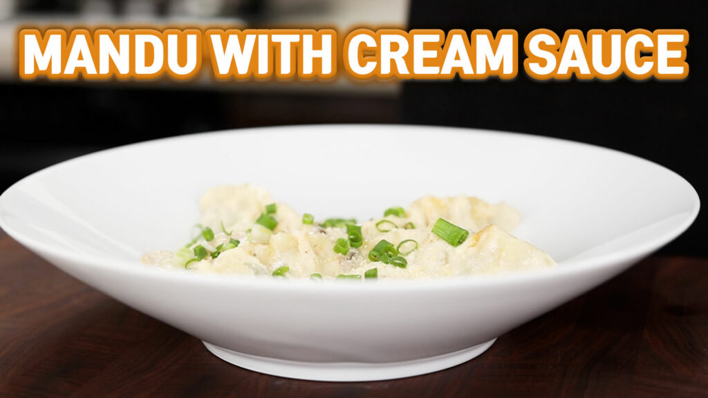 Dumplings With Creamy Sauce