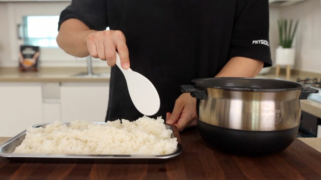 Cool down the rice
