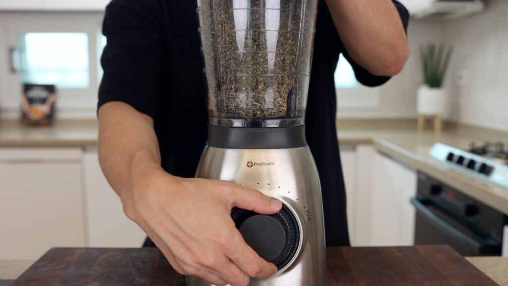 Blend Dried Seaweed and Sesame Seeds