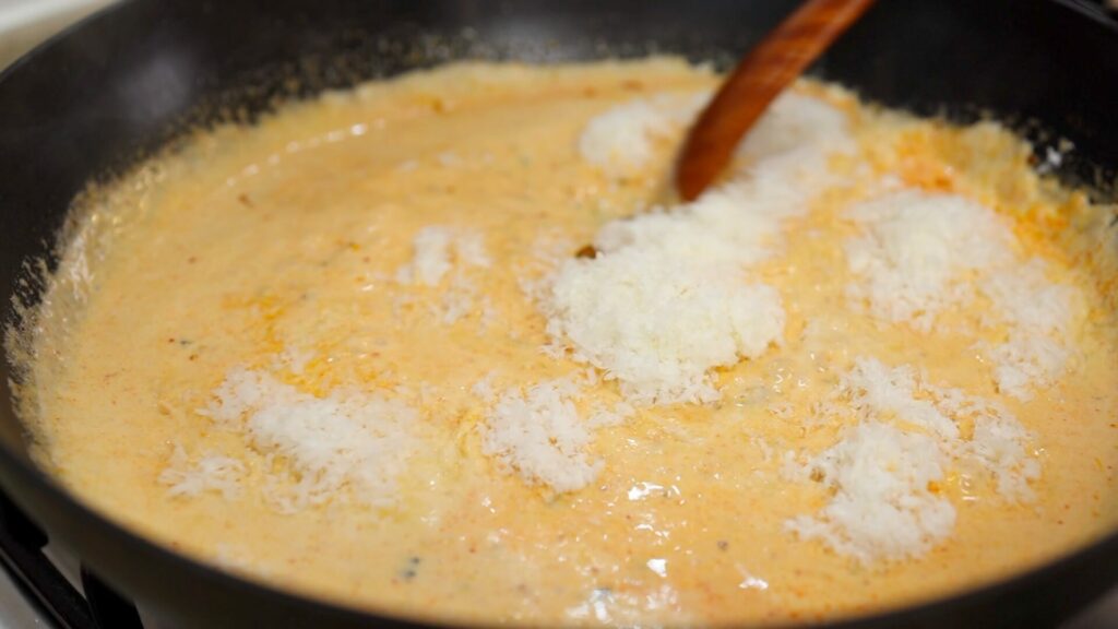 Add Cheese to Gochujang Sauce
