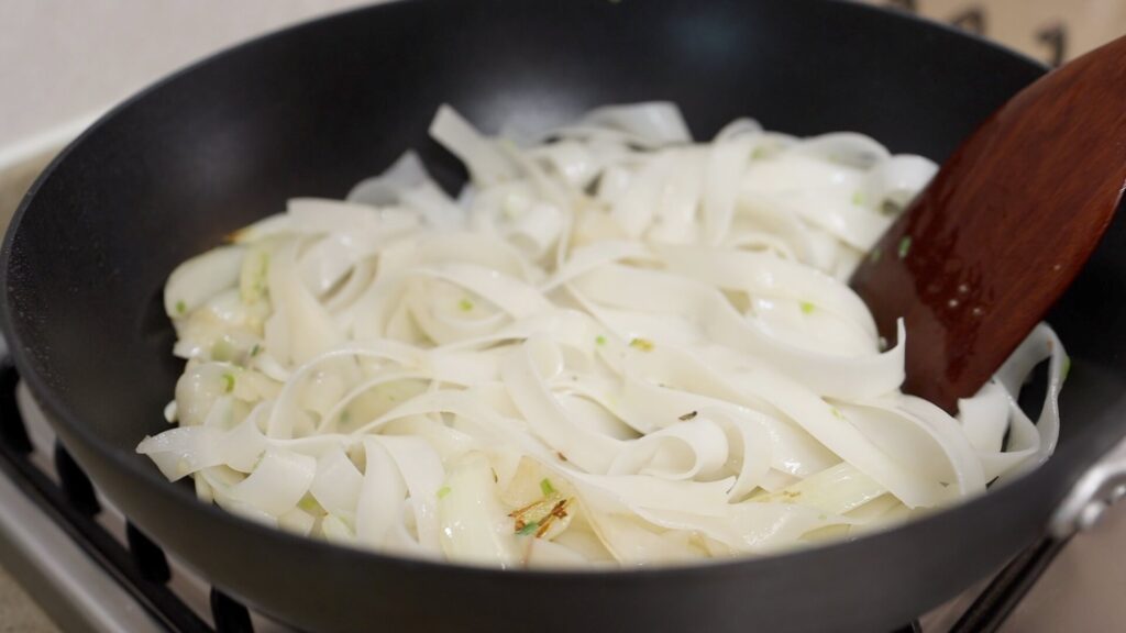 Toast Noodles in a Wok