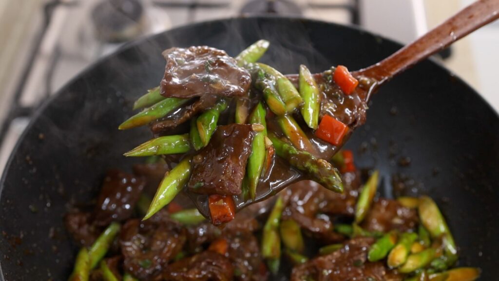 Beef and Asparagus Stir-Fry