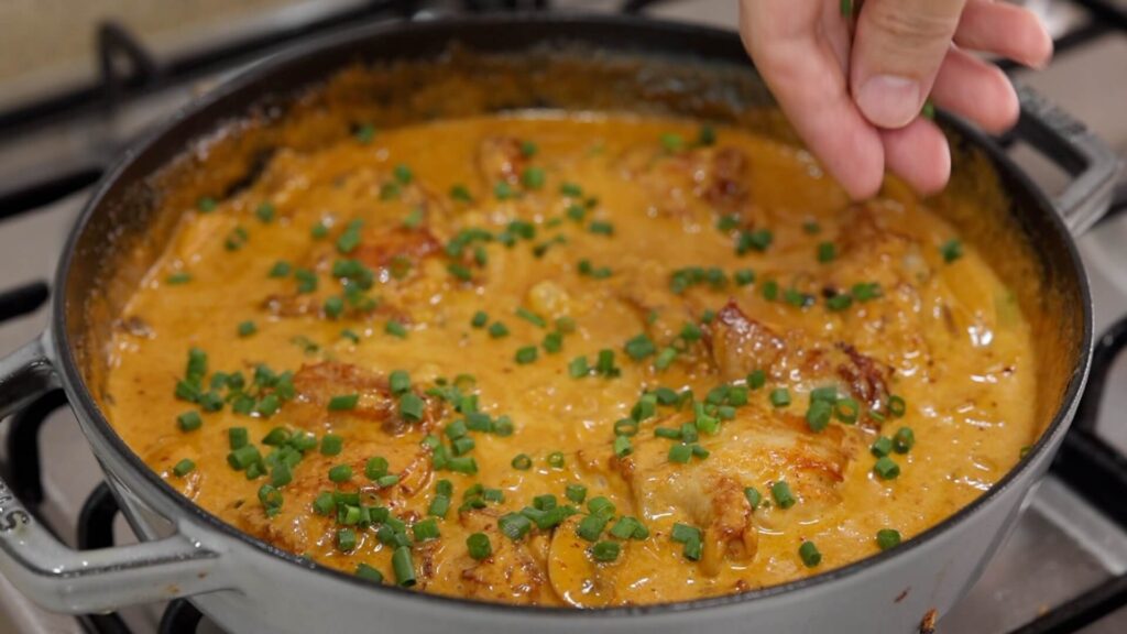 Creamy Gochujang Garlic Chicken