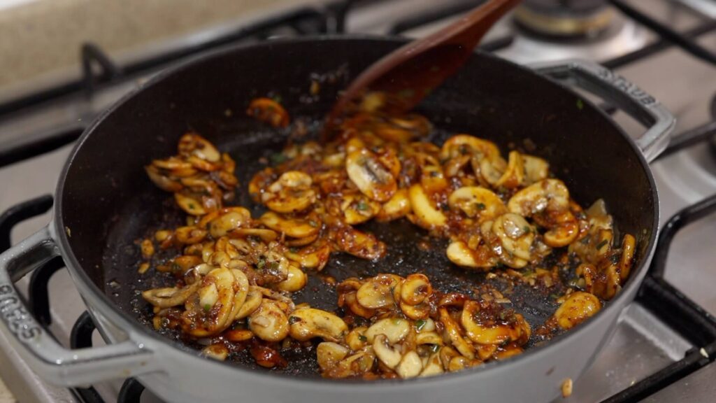 Stir Fry the Chili Paste