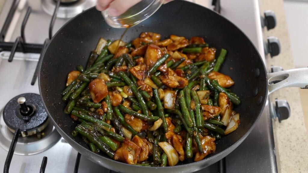 Chicken and Green Beans in a Wok